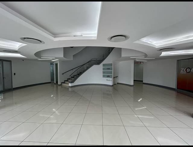 1,385M² OFFICE TO LET IN RIVONIA